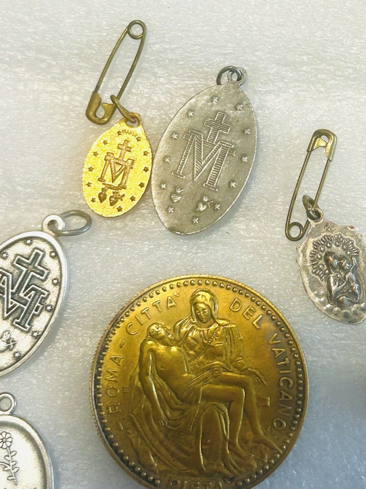 Lot Catholic Medals Vintage 4 Way 10 Pcs Italy Pope John Paul II Saint Michael