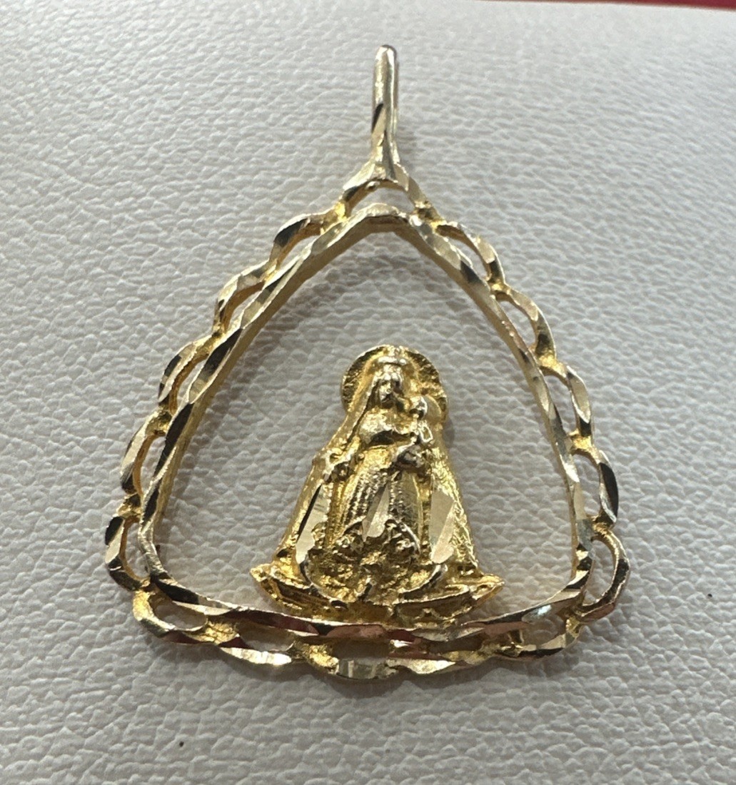 10 Karat Yellow Gold Virgen de Regla “Our Lady of Regla” Medal