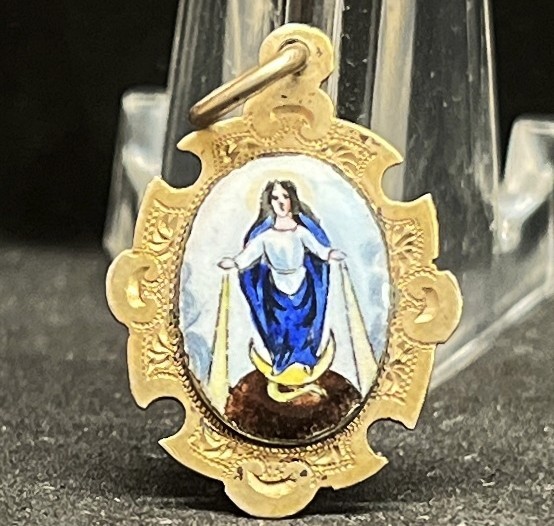France 1900 antique Miraculous Virgin Mary enameled and silver pendant delicate!