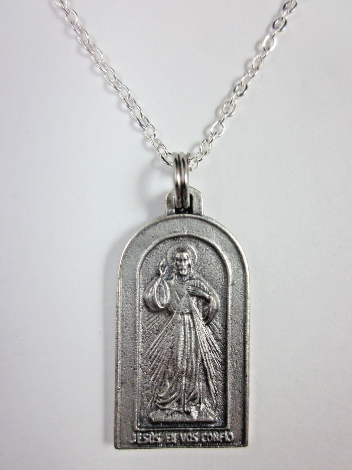 Ladies Arched Divine Mercy / St Faustina Medal Italy Pendant Necklace 20″ Chain