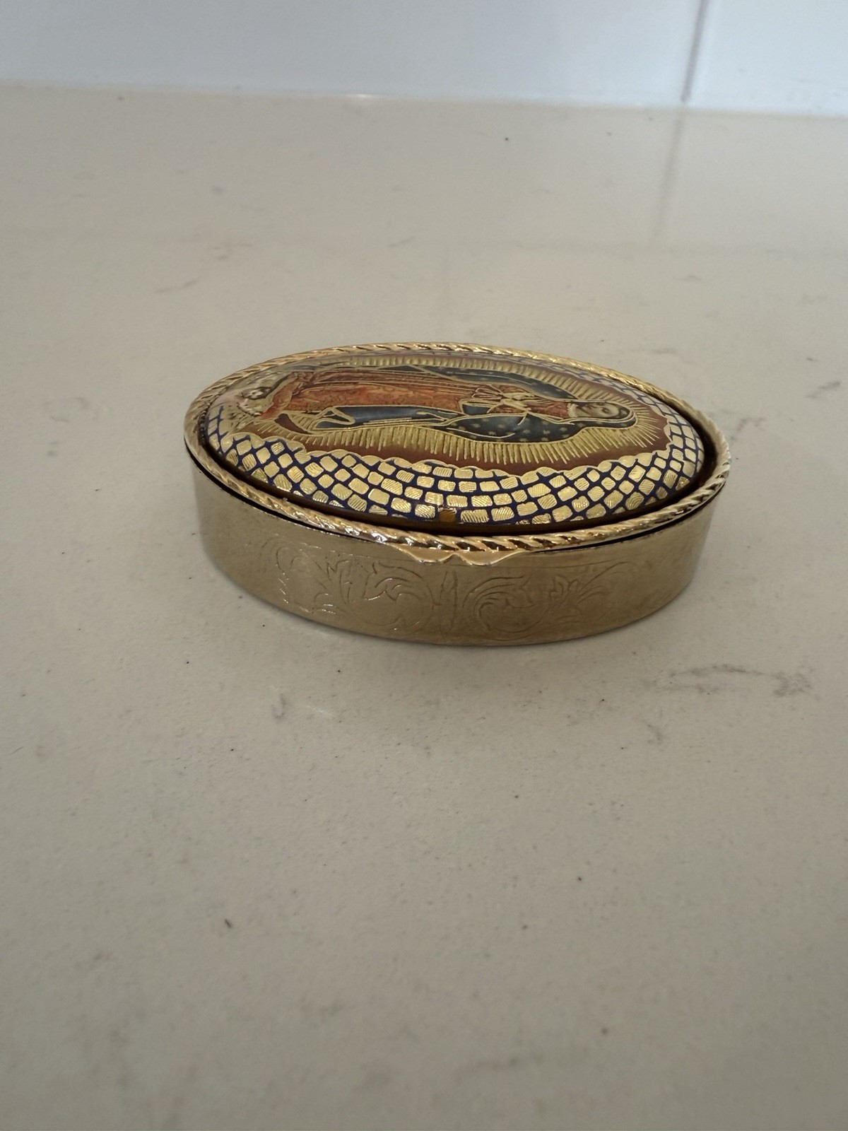 Our Lady Of Guadalupe Gold Toned-Tinket/Pill Box Made In Italy – Max Valiano