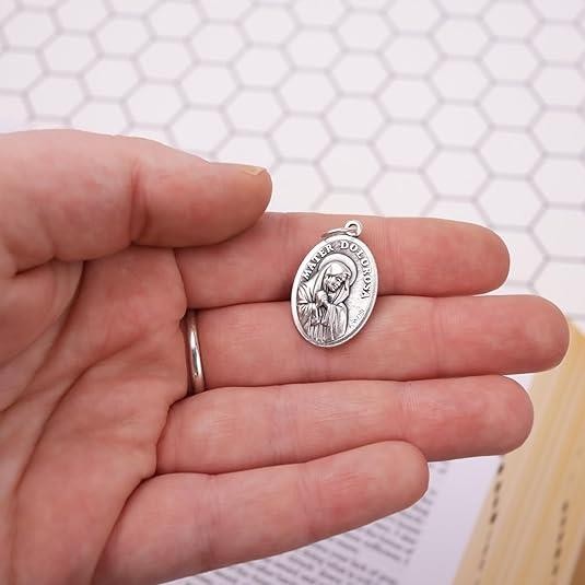 Needzo Ecce Homo & Mater Dolorosa Medals 0.75″, 5-Pack for Rosary/Crafts