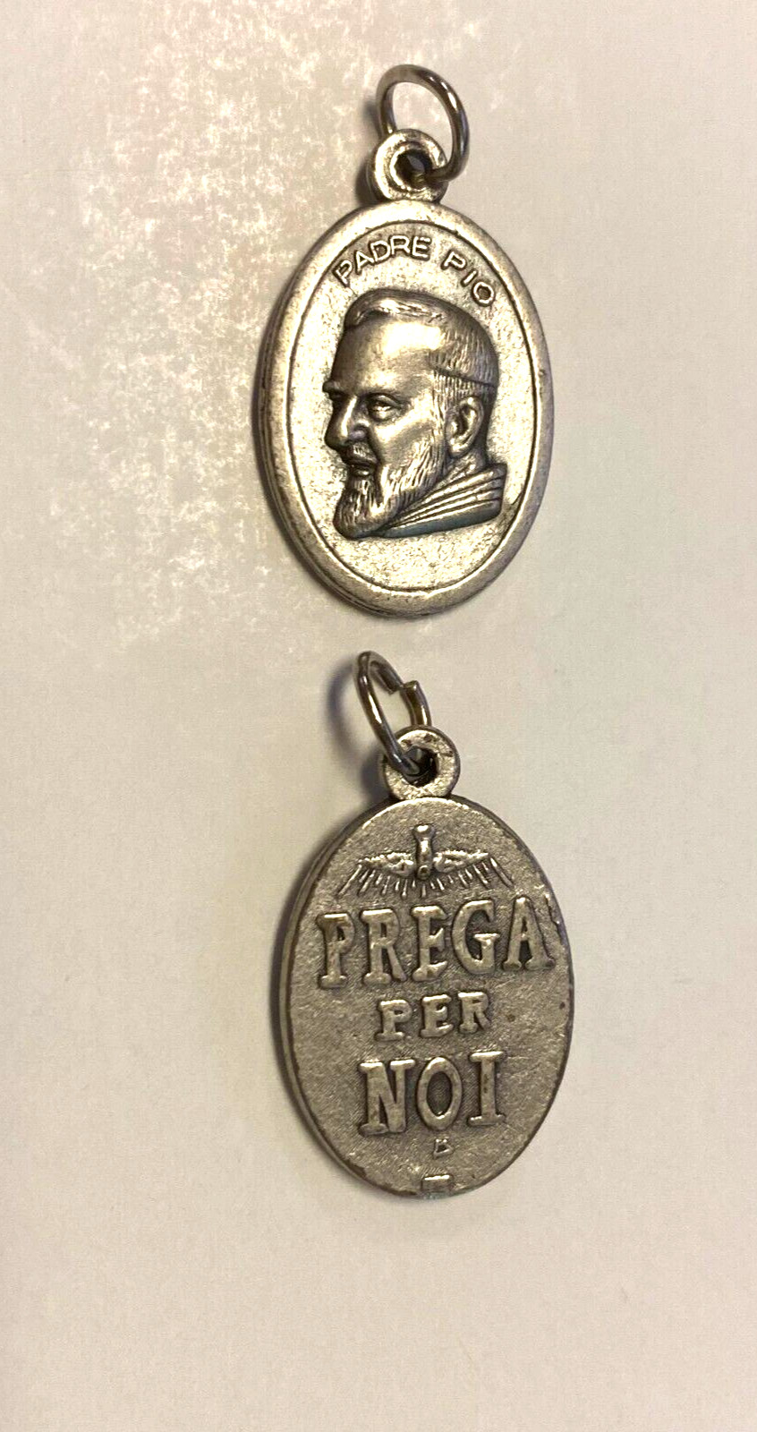 Padre Pio Silver tone oval medal, New from Italy #16