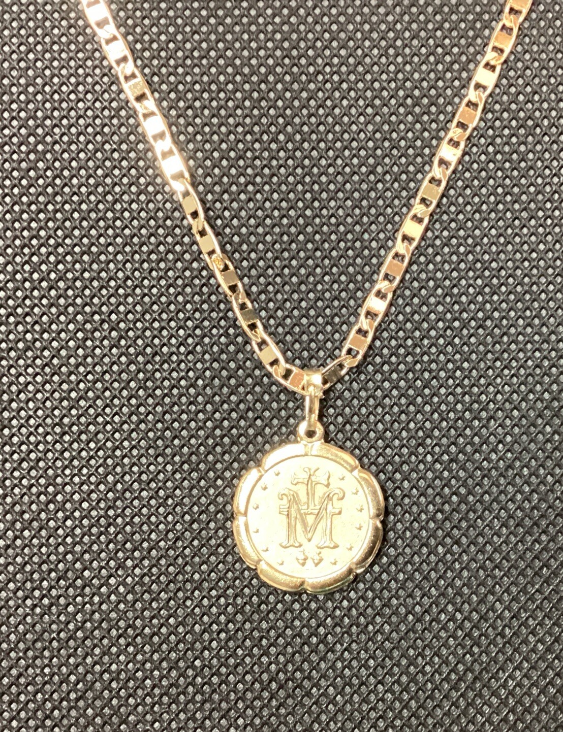 MEDALLA Y CADENA VIRGEN MIRACULOUS MEDAL;14k GOLD PLATED MEDAL AND CHAIN