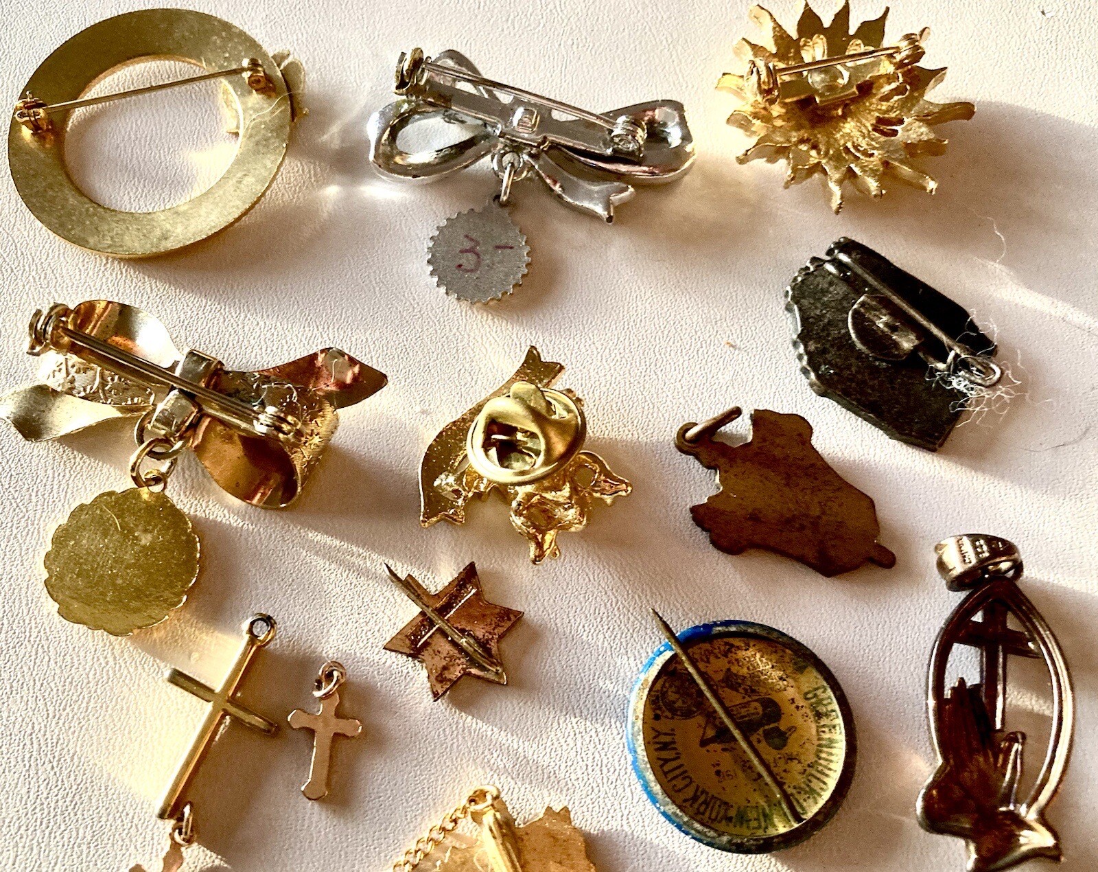 Nice Collection of Assorted Vintage Organizational/Religious Pins/Gold Toned/925