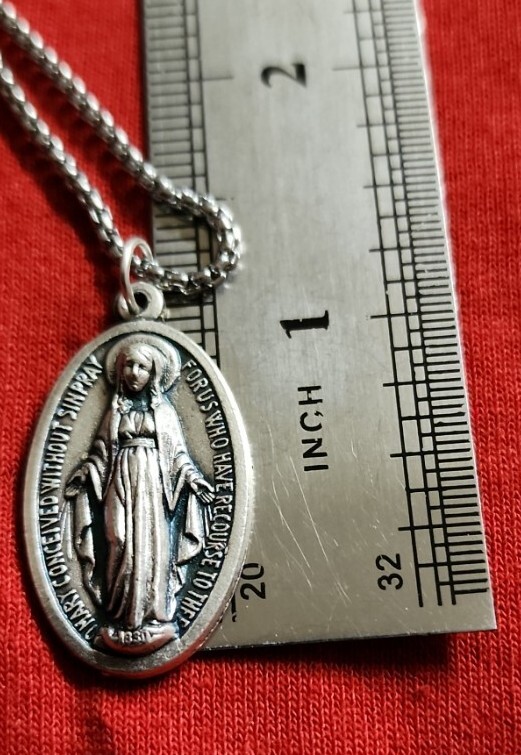 CHRISTIAN CATHOLIC Medal &24 inches chain made in Italy