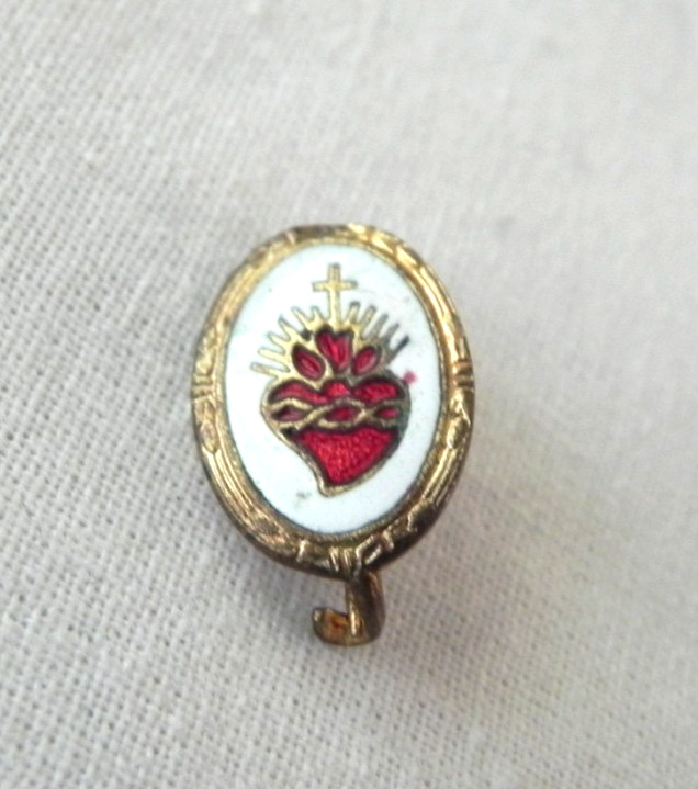 Vintage ITALY Sacred Heart of Jesus Enamel Lapel Pin Brooch Old Cor Jesu
