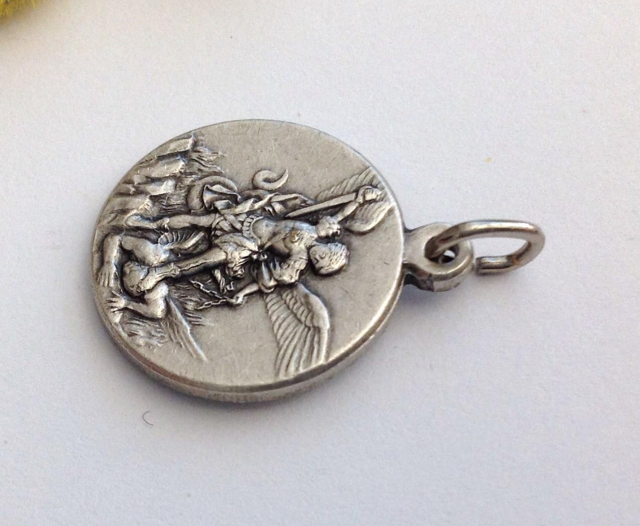 Saint Michael Archangel Medal Set – 100% Italian Craftsmanship in Gold & Silver