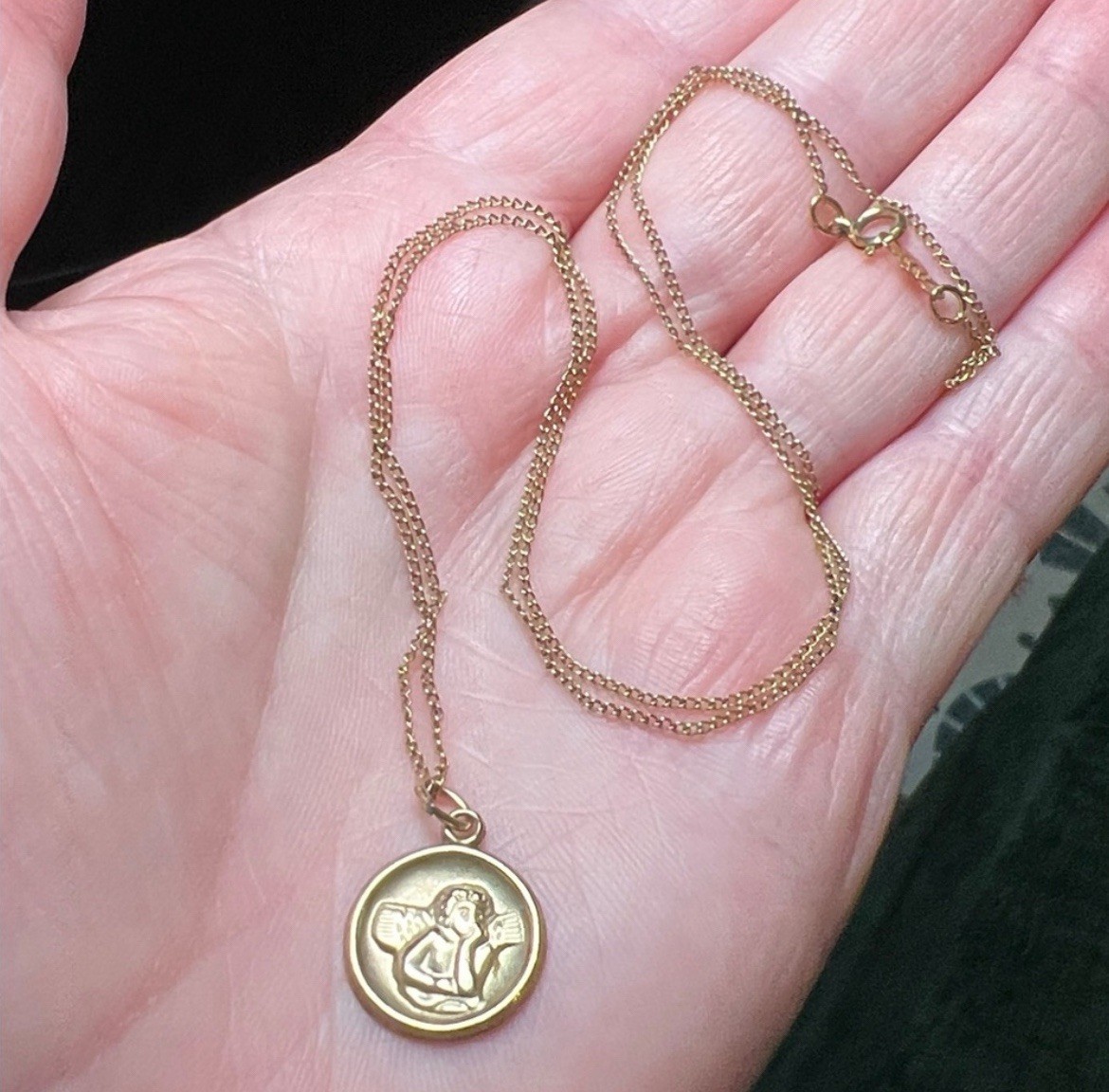 14k Gold Filled Cherub Putti Raphael Guardian Angel Medal Pendant Charm Necklace