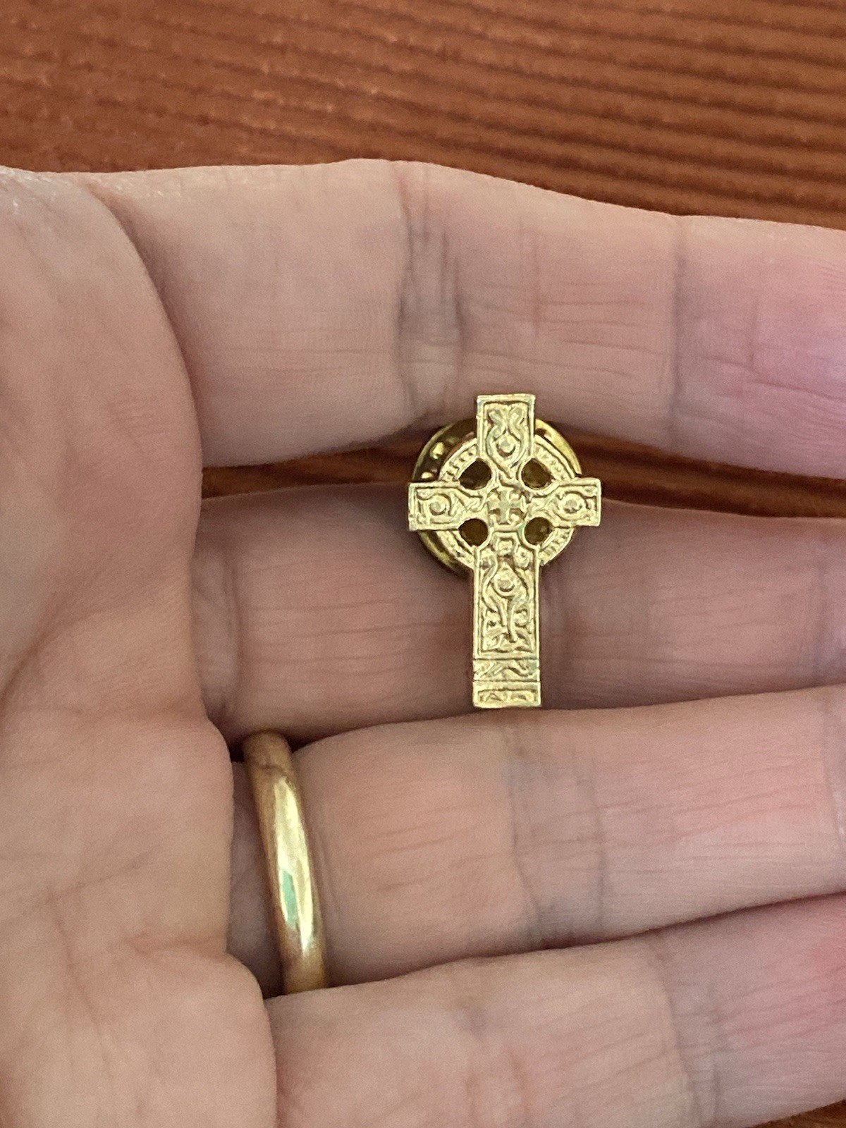 Vintage Gold-toned Celtic Cross Lapel Pin Traditional Knotwork Designs