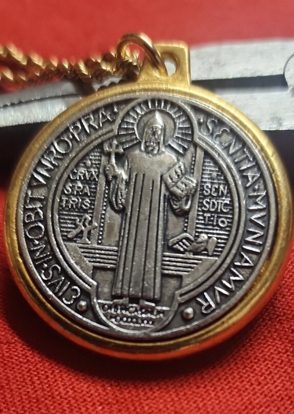 Saint St Benedict Medal Silver And Gold Pendant Necklace w 24″ Gold Plated Chain