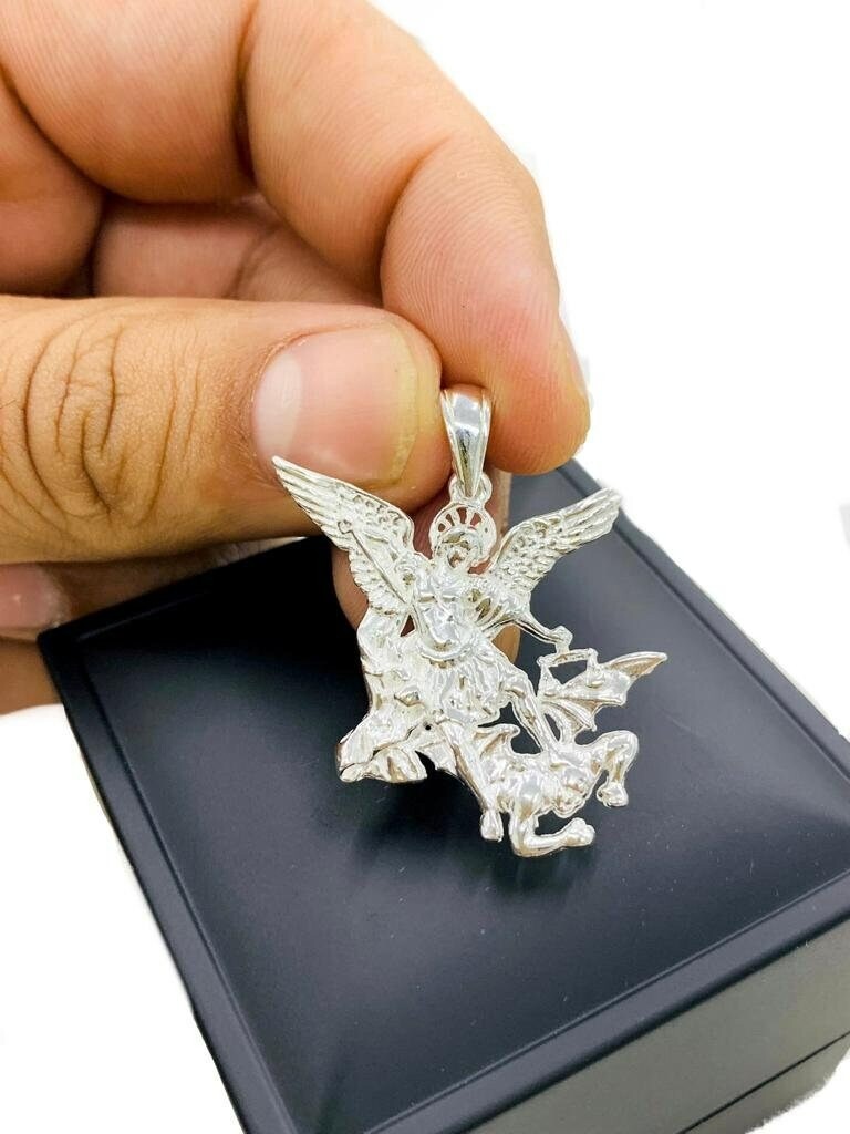 St Saint Michael Archangel Medal Medallion Pendant for Mens Womens in Silver 925