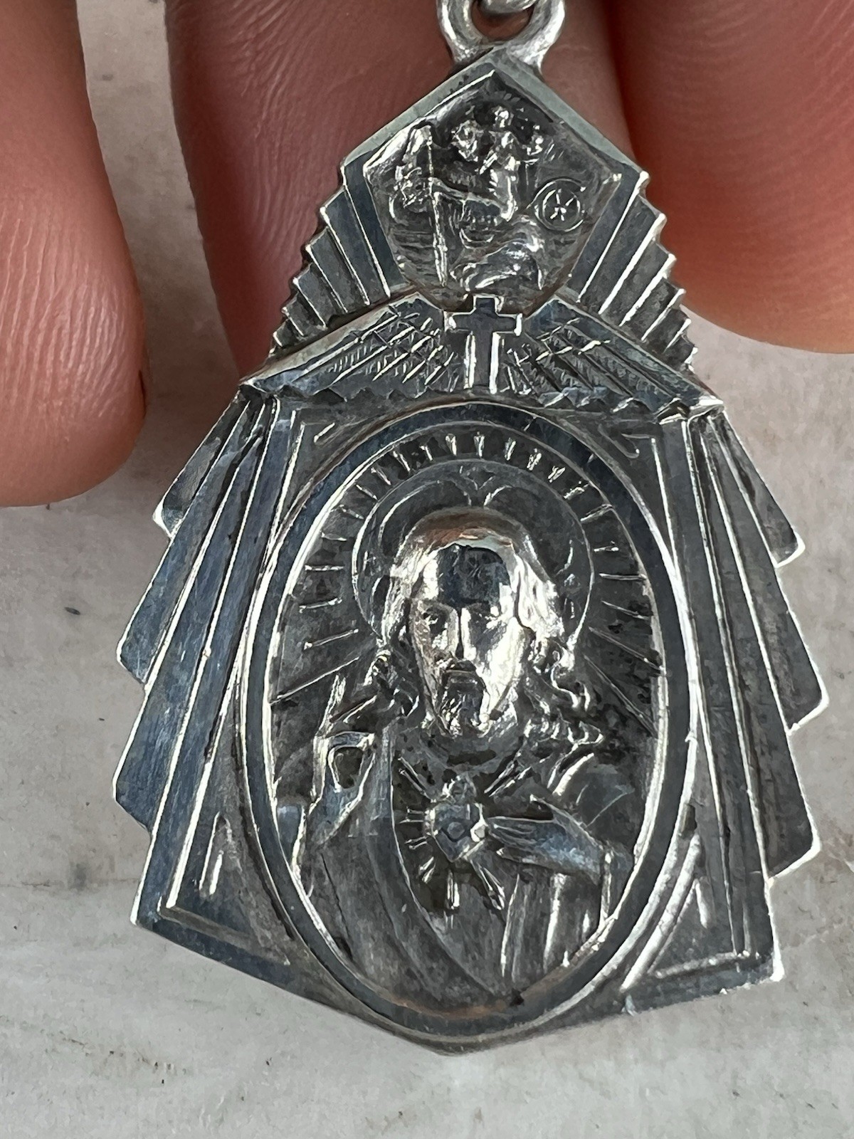 Vtg HMH Sterling Silver Sacred Heart of Jesus Medal Pendant W 24” chain