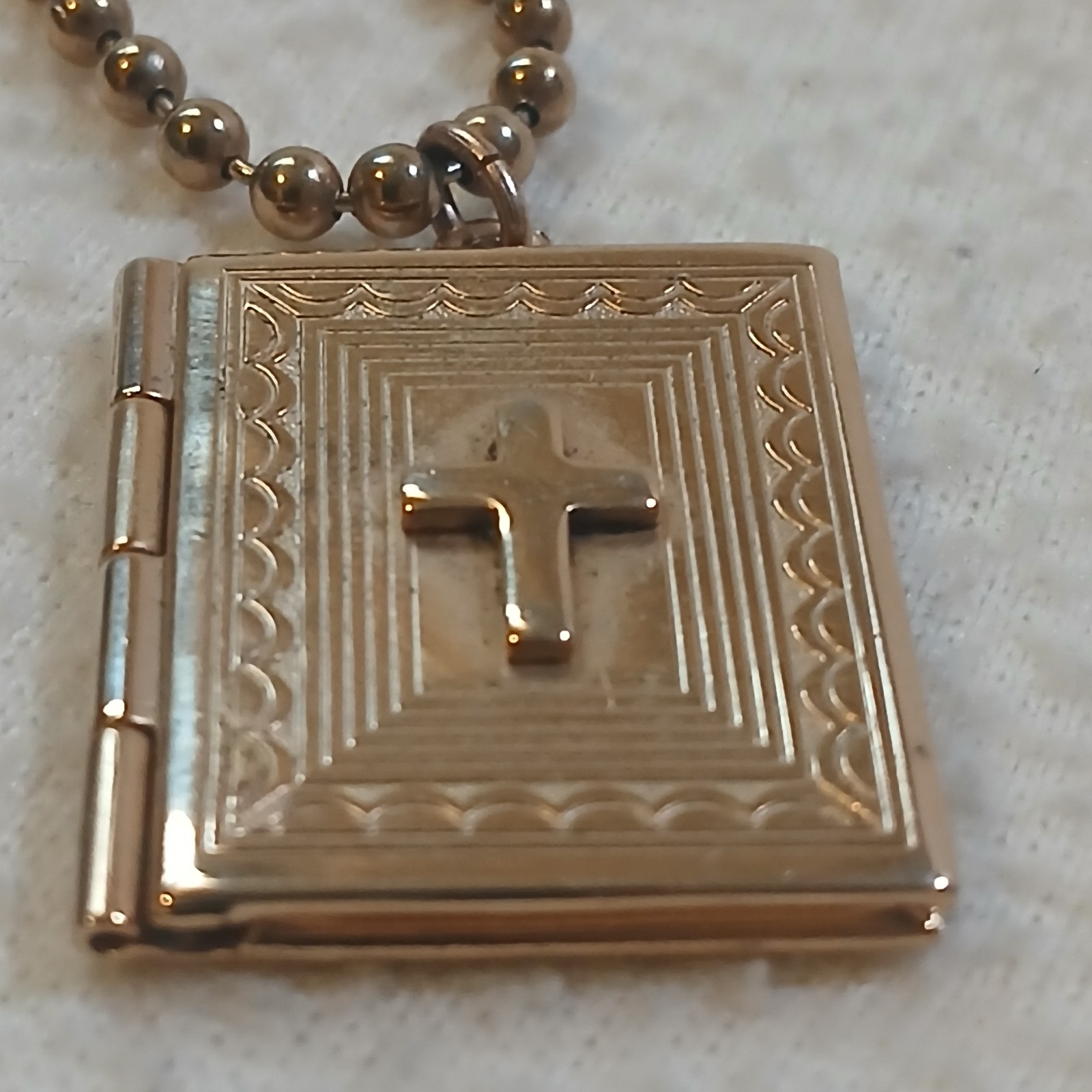 Locket Gold Toned Elevated Cross Medal Vintage Great Condition