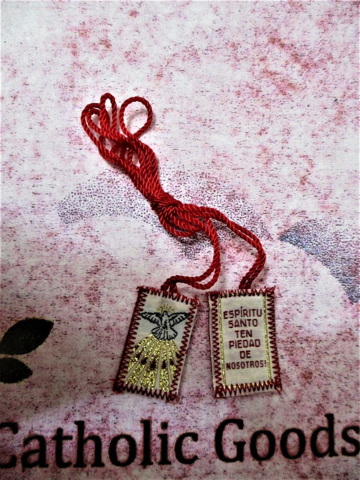 1 3/8 x 7/8 Red Holy Spirit Scapular