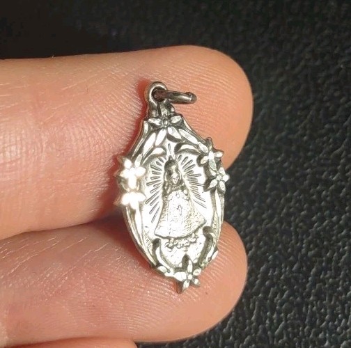 2.4 Gram Vintage Infant Of Prague Medal Sterling Silver 925 Religious Holy Charm