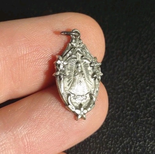 2.4 Gram Vintage Infant Of Prague Medal Sterling Silver 925 Religious Holy Charm