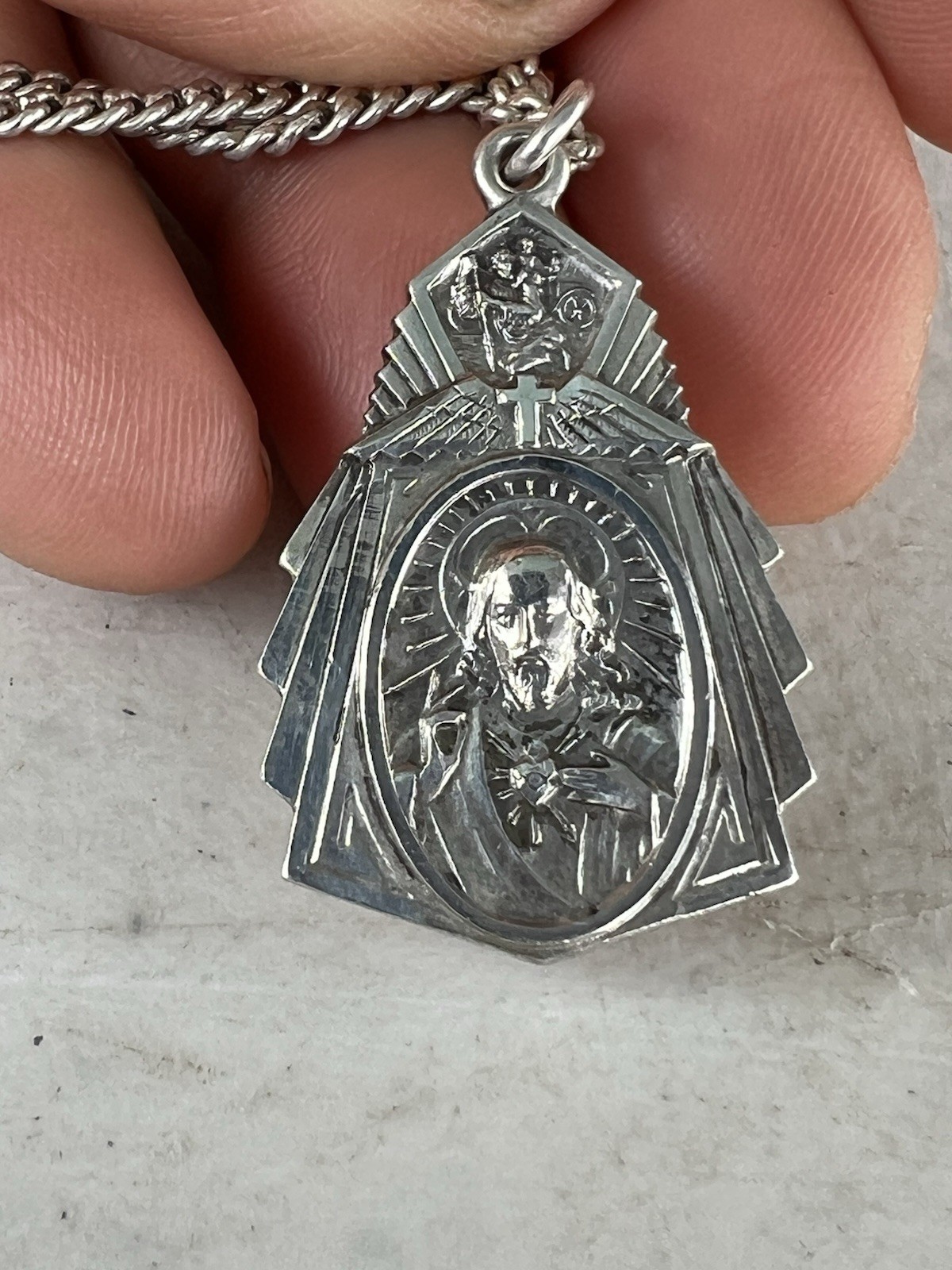 Vtg HMH Sterling Silver Sacred Heart of Jesus Medal Pendant W 24” chain