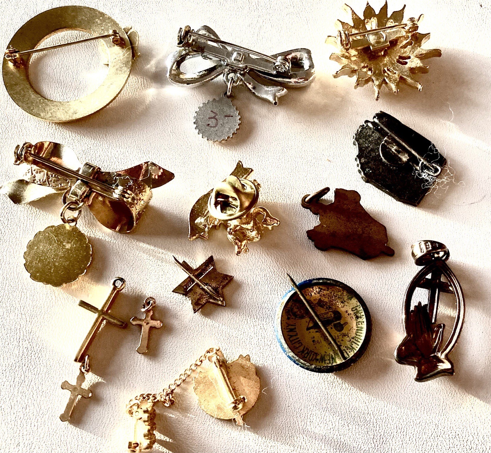 Nice Collection of Assorted Vintage Organizational/Religious Pins/Gold Toned/925