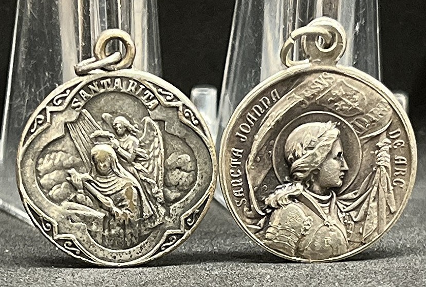 Italy 1920´ old lot x2 St. Agustin, St. Rite & St. John of Arc, Mary Help Christ
