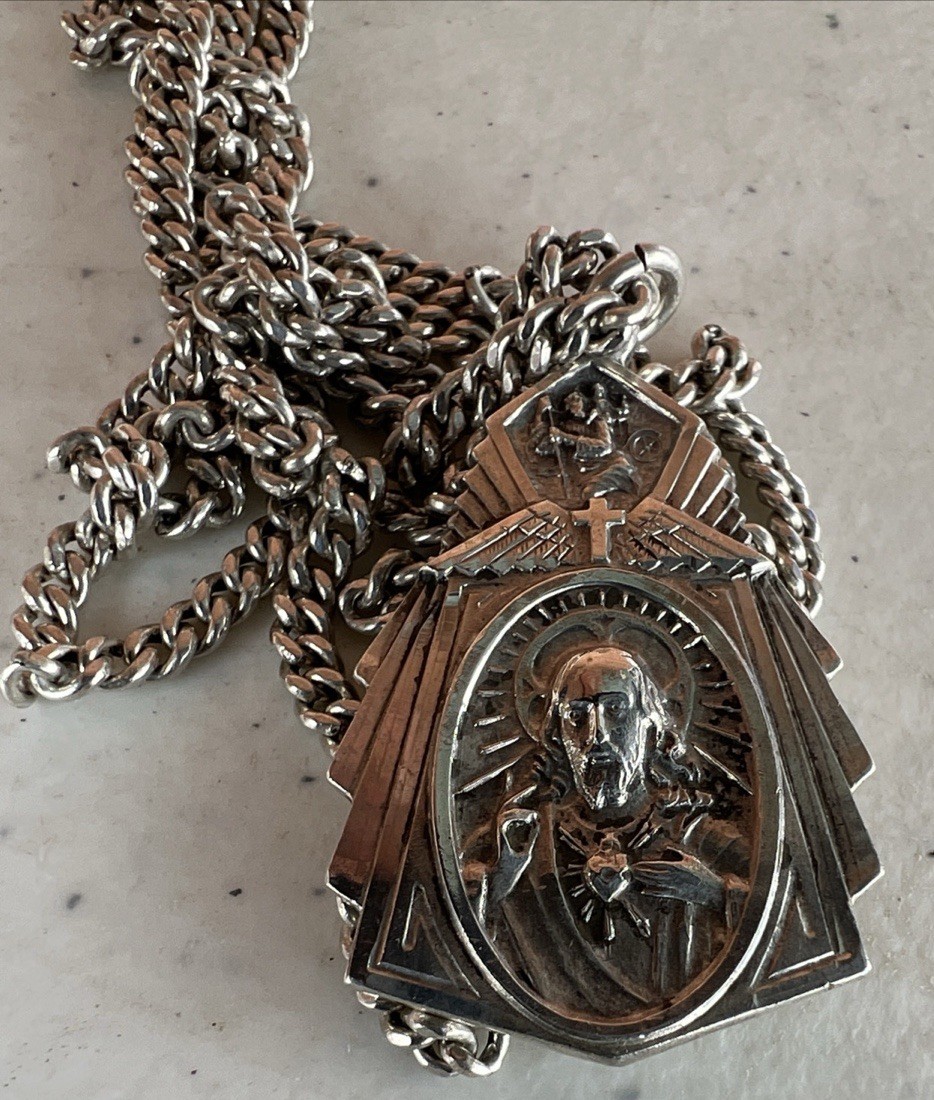 Vtg HMH Sterling Silver Sacred Heart of Jesus Medal Pendant W 24” chain