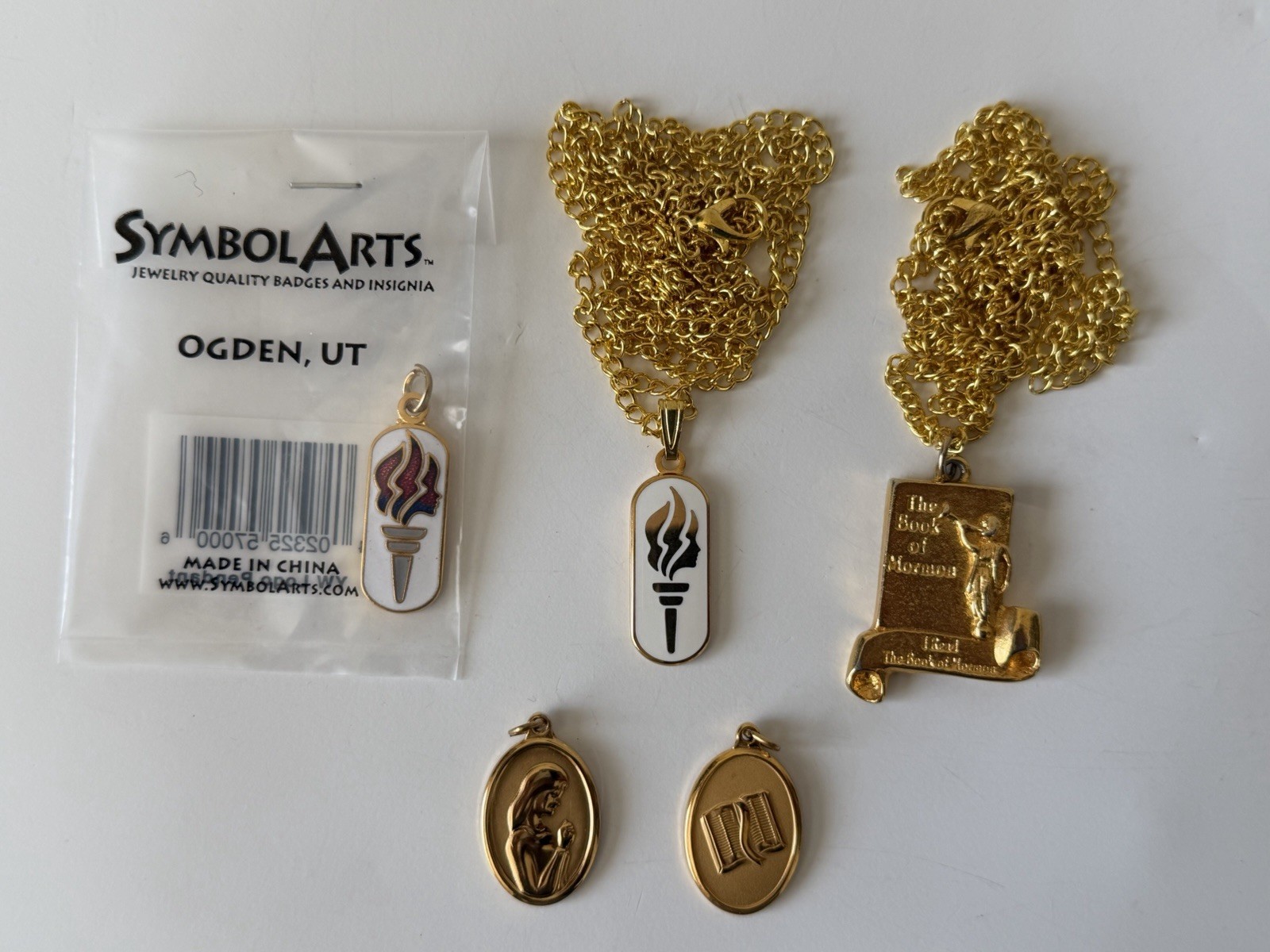 LDS Young Women Personal Progress Pendant Gold Tone Vintage Book Of Mormon 5 Pin
