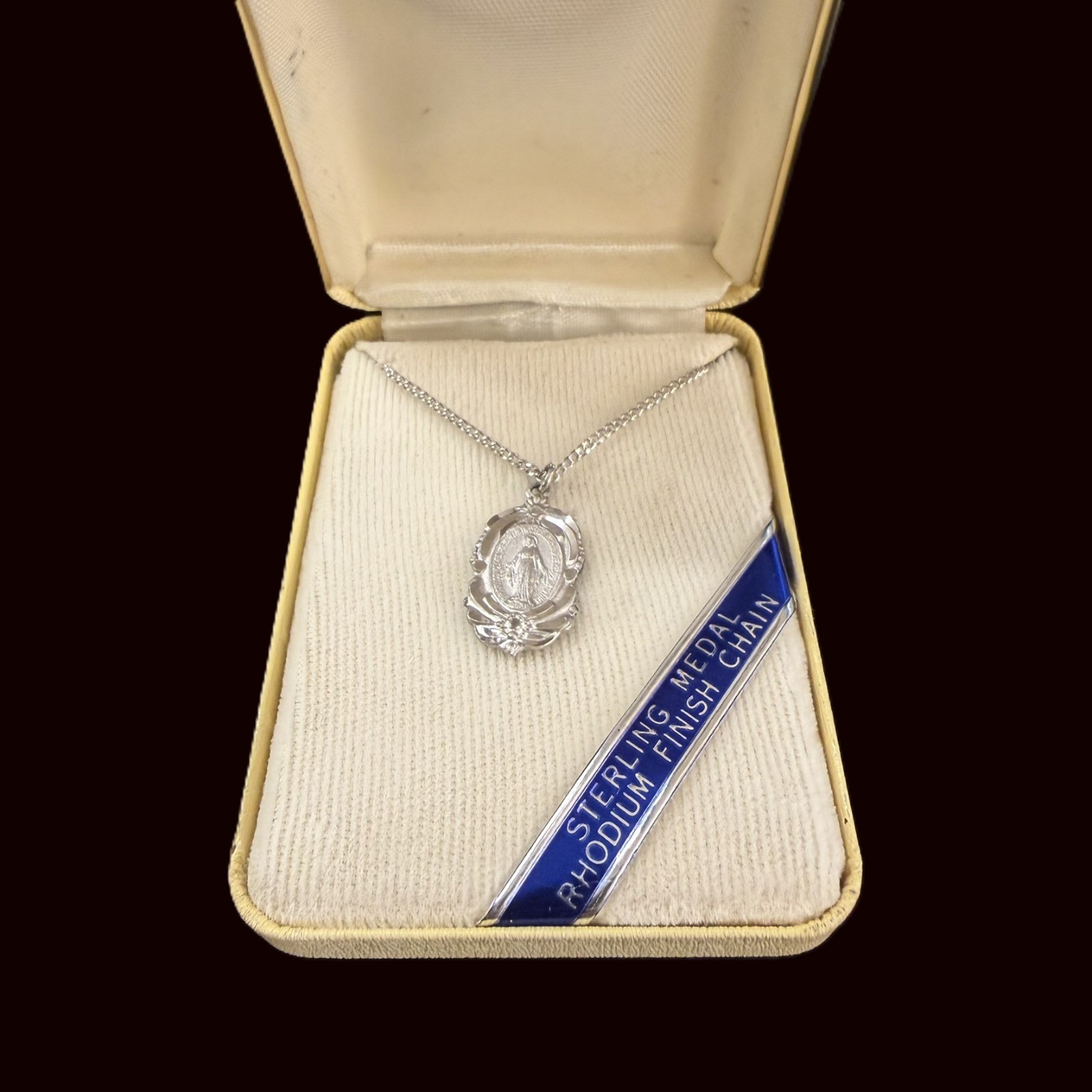 Vintage Sterling Silver Our Lady of the Miraculous Medal Pendant Necklace
