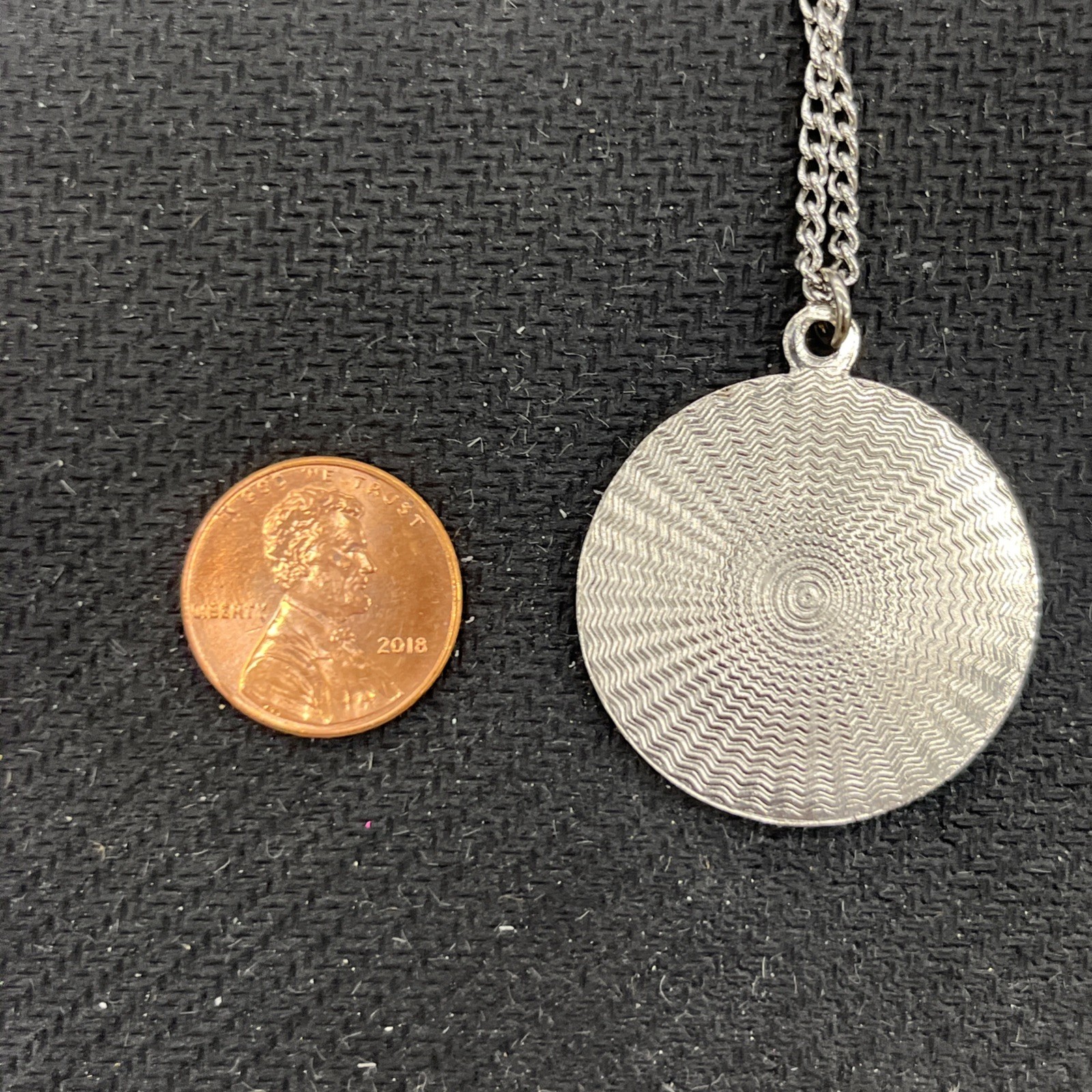 St. Christopher Surf Medal Necklace Protector of Travel sv/re Silver Red Small