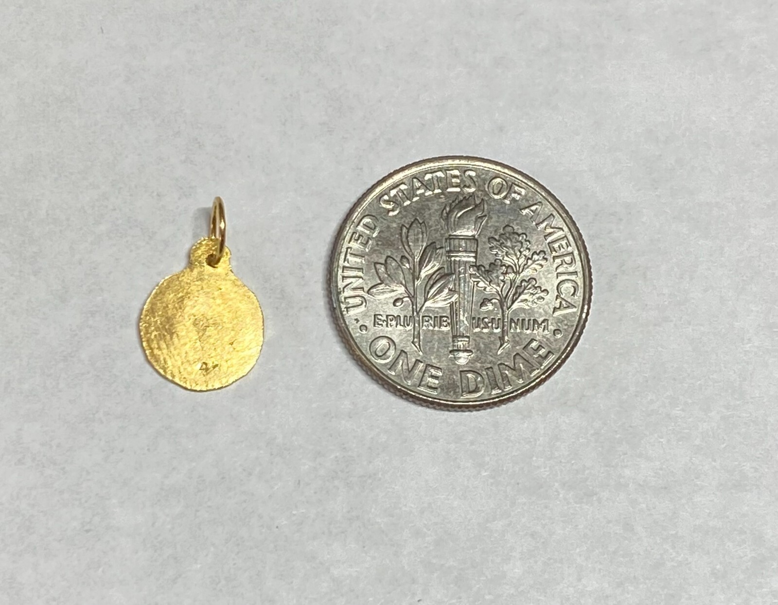 14 Karat Yellow Gold Holy Infant of Prague “Niño de Praga” 8mm Baby Medal