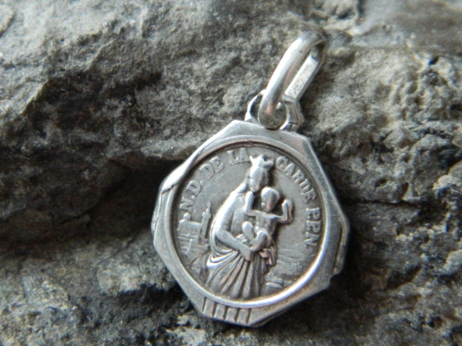 Silver Antique Notre Dame de la Garde Religious Medal #172