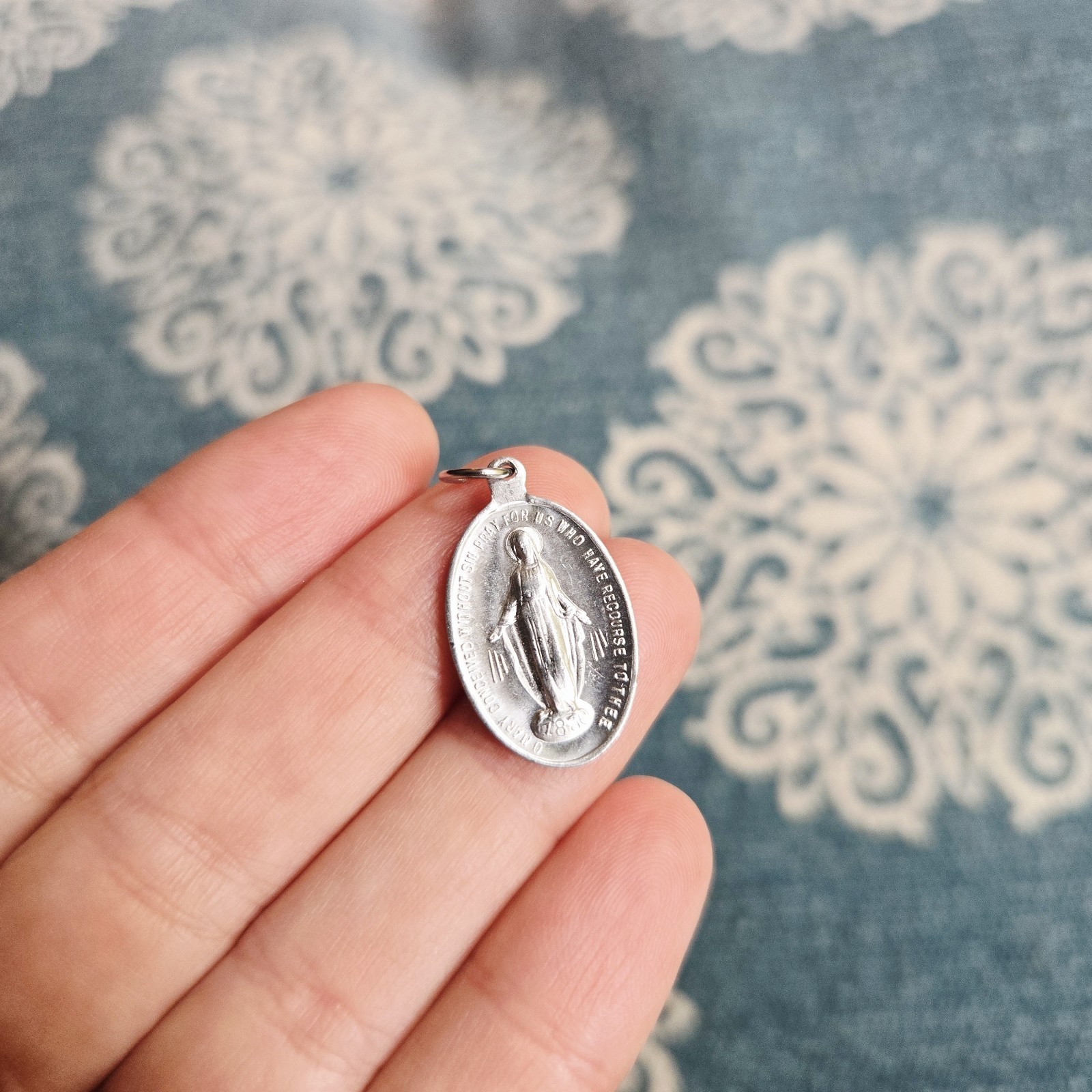 Vintage Dainty Classic Silver Miraculous Medal Virgin Mary Medallion Pendant