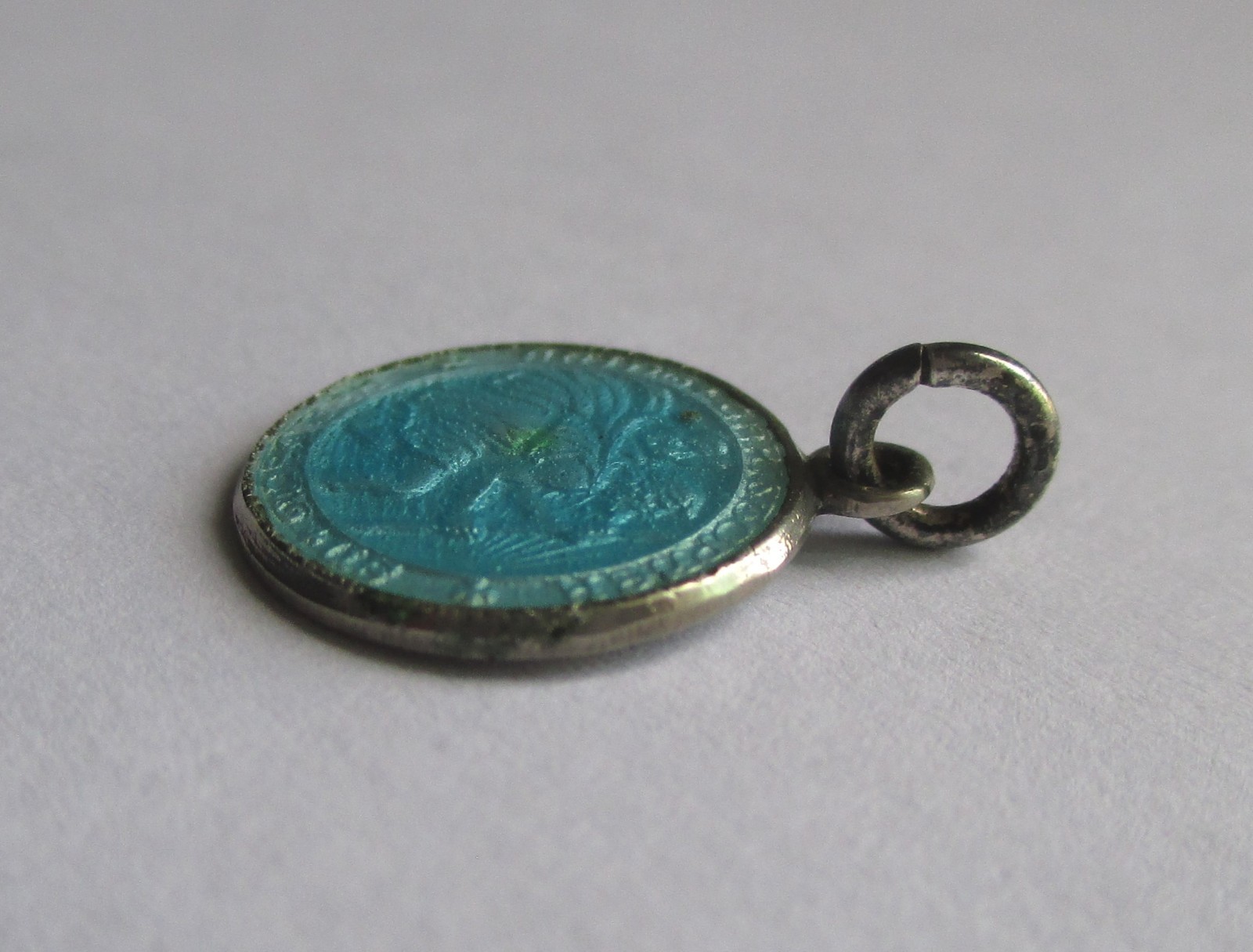 5/8in TINY VINTAGE STERLING SILVER BLUE ENAMEL SAINT CHRISTOPHER MEDAL CHARM