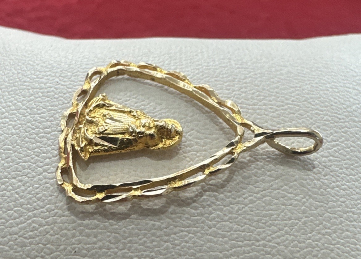10 Karat Yellow Gold Virgen de Regla “Our Lady of Regla” Medal
