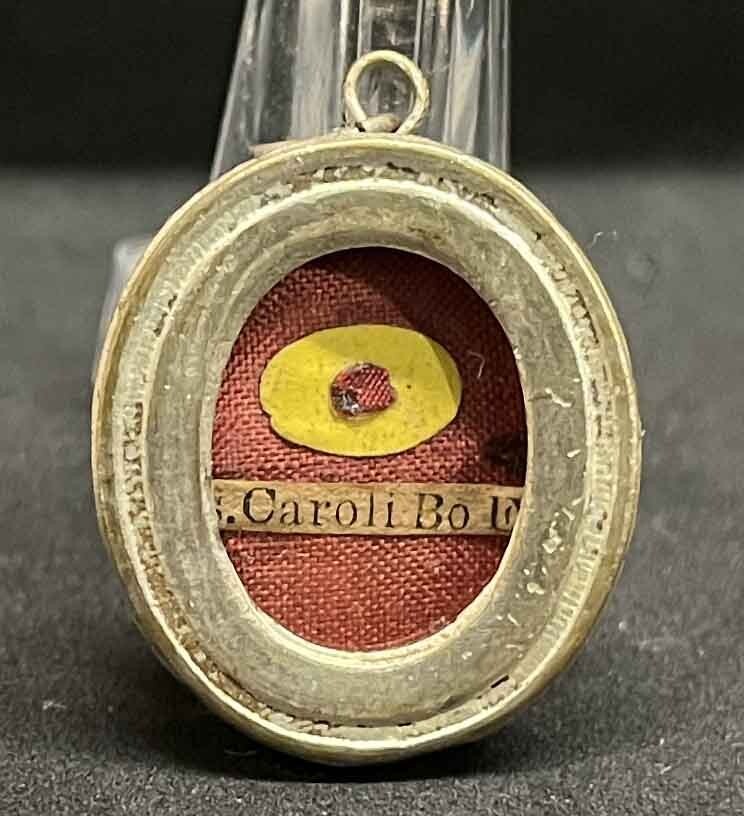 Italy 1930´ antique relic St Carlo Borromeo with the original wax seal 1st Class