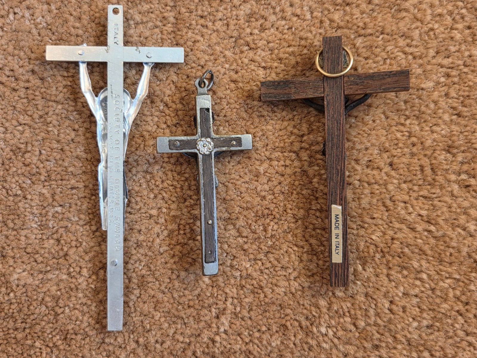 Lot 3 Catholic Crucifixes Crosses Jesus Christ Wood Religious Pendant Italy