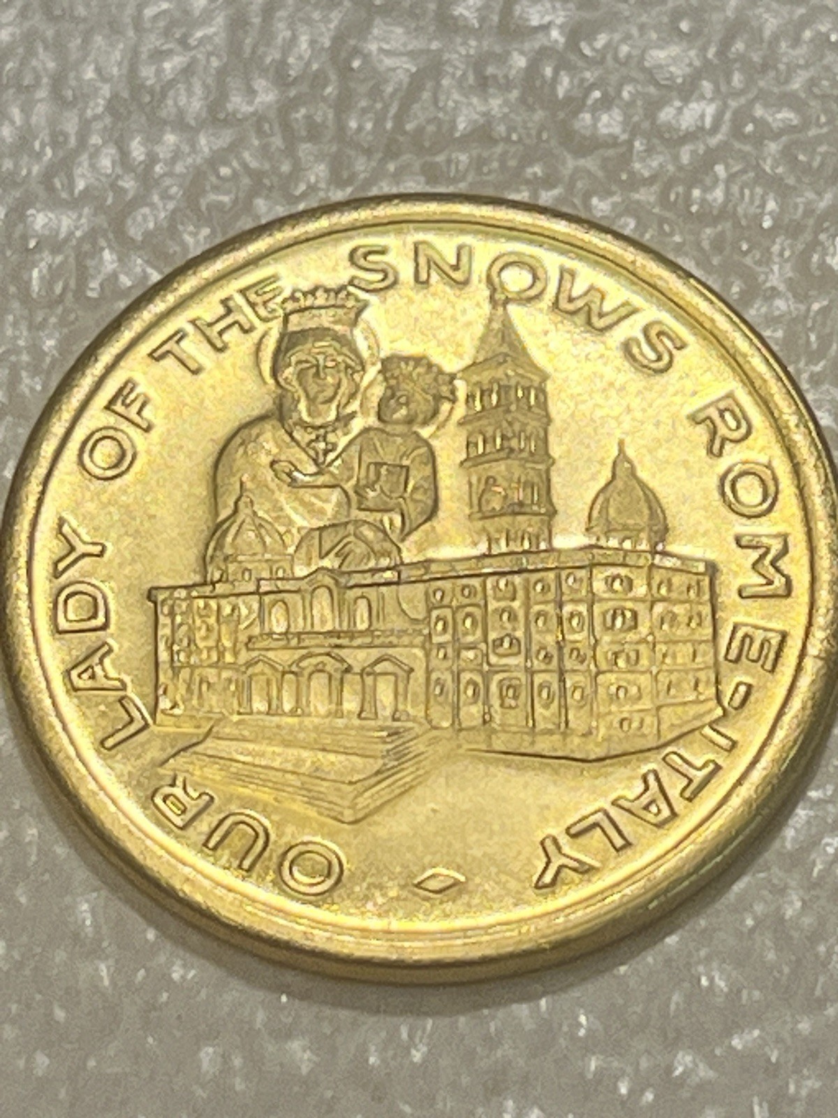 Our Lady Of The Snows Rome Italy Bellewille Ill 10th Anniversary Coin Medal Case