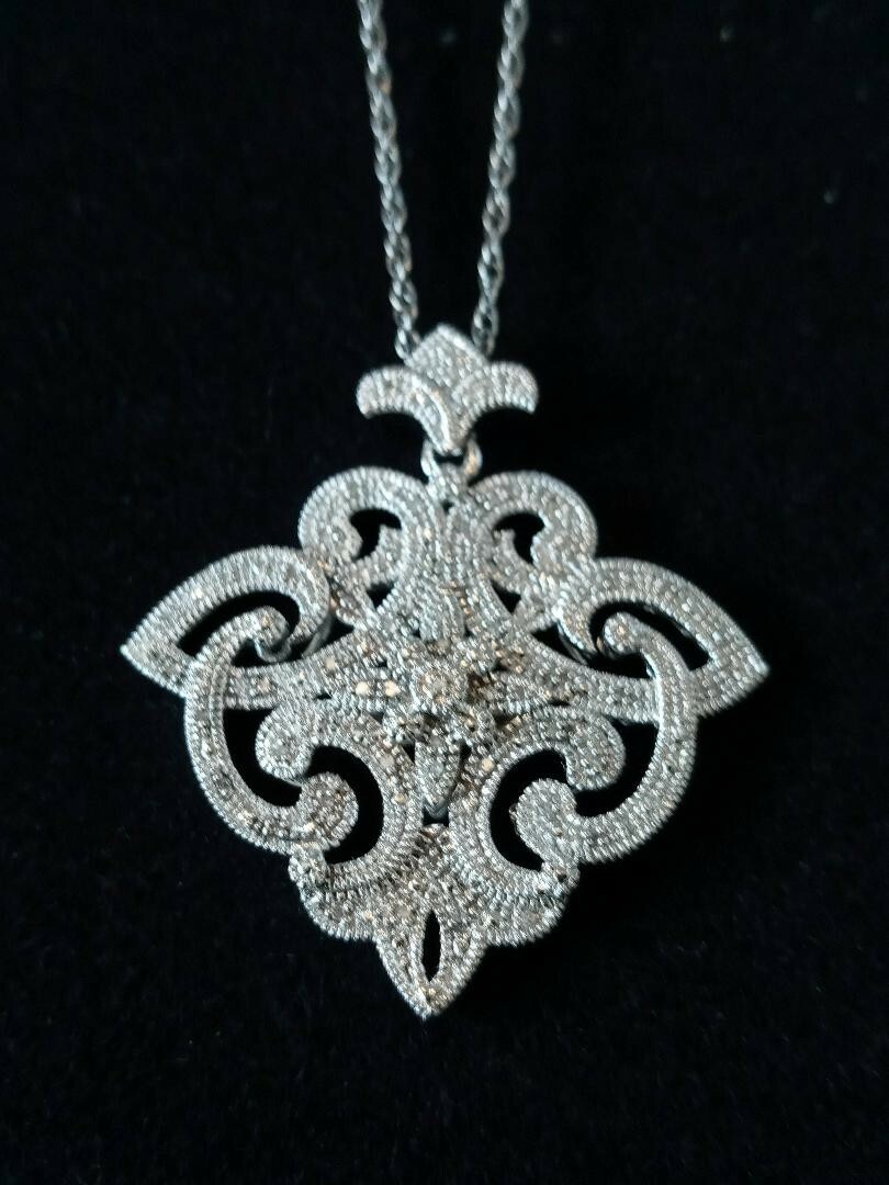 24 in. Sterling x 1mm wide loop chain w/ 1.0CTW Dia./Silver Pendant