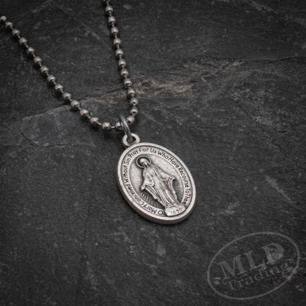 Miraculous Medal Virgin Mary Pendant Necklace 24″ Chain Italy Silver Tone Alloy