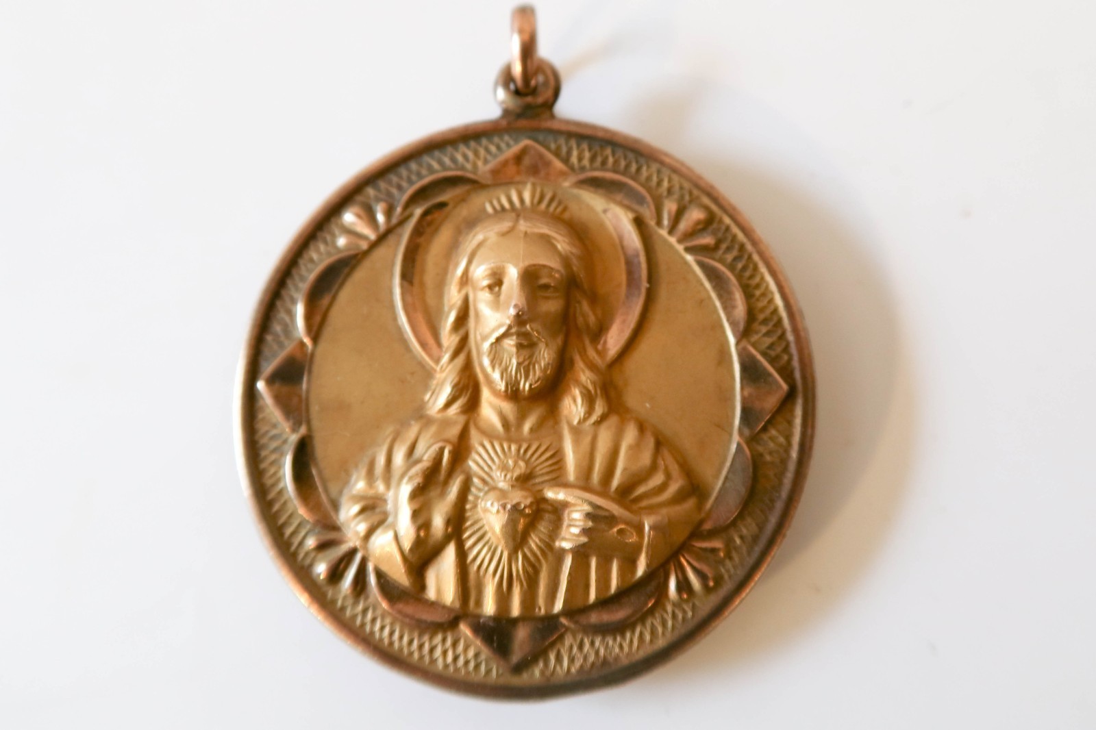 Vintage Large 1 3/4″ Gold Filled Rim & Plated High Relief Sacred Heart Medal