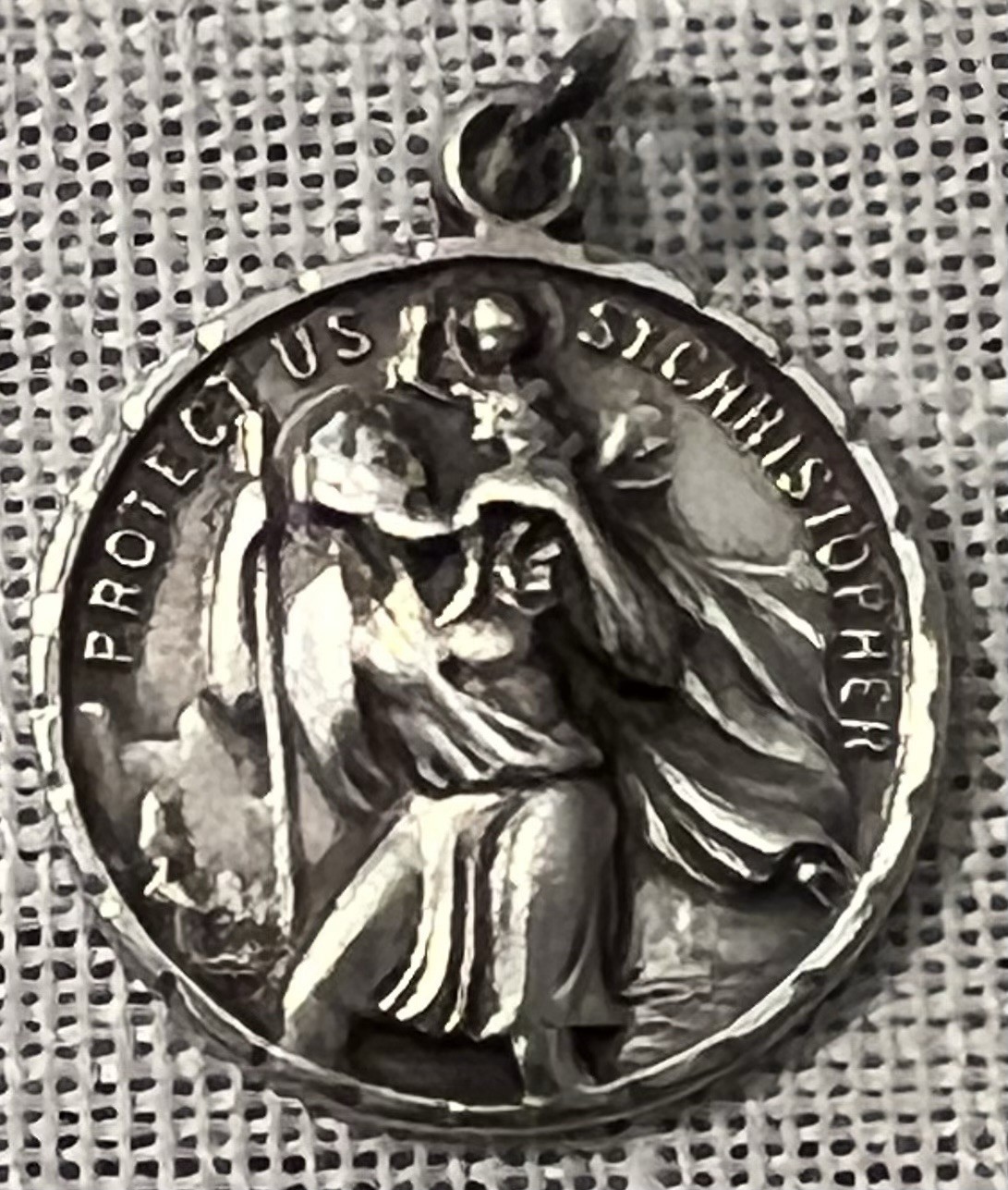 Vintage st Christopher Sterling Silver Religious Small Medal Pendant.