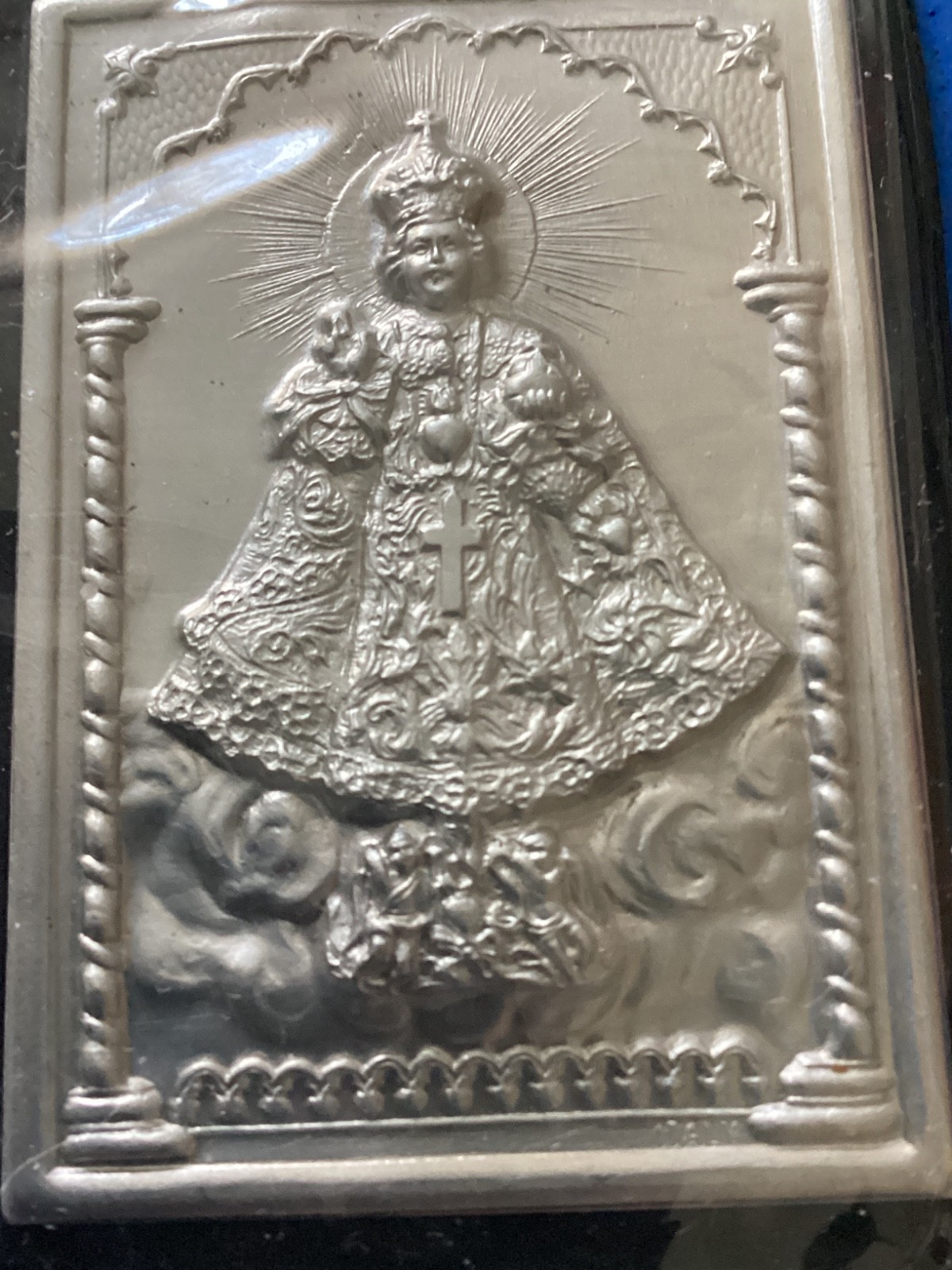 HOLY INFANT OF PRAGUE Silver Metal Saint Plaque Folder Pocket Catholic Icon