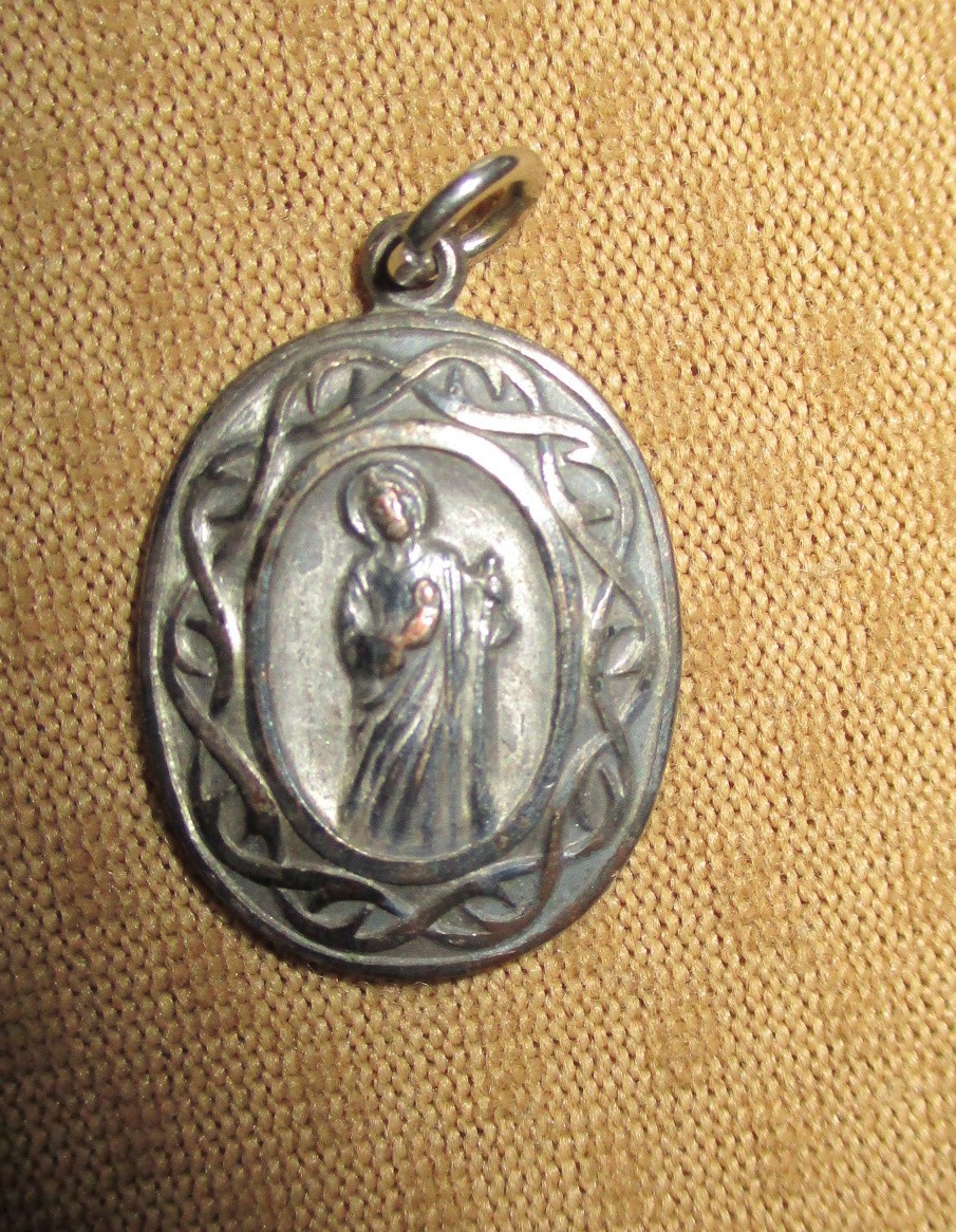 Vintage Round Oval St Jude Thaddeus Pray for Us Holy Medal Pendant