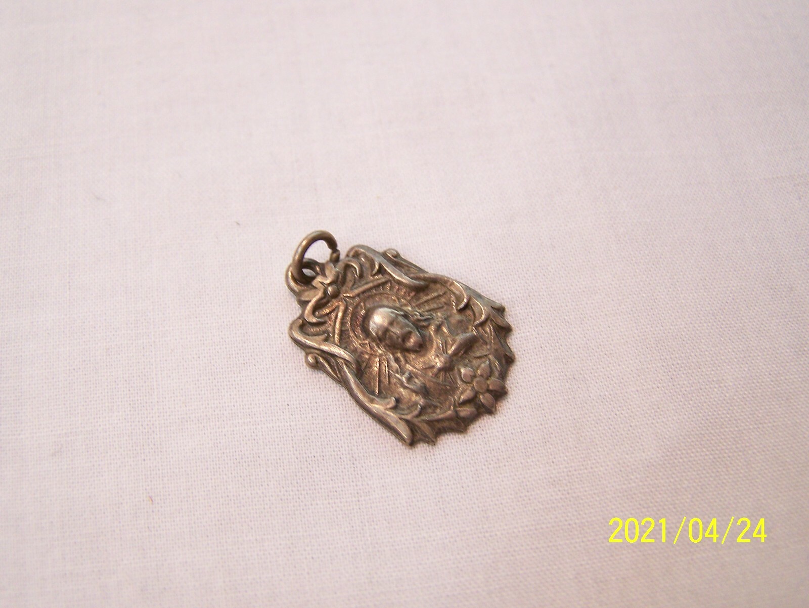 VINTAGE Sacred Heart Of Jesus & Our Lady Of Mount Carmel MEDAL ~ HMH STERLING