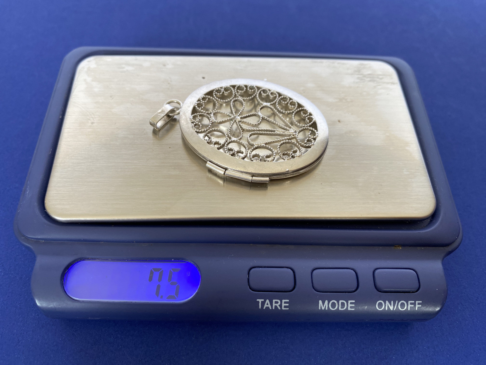 Vintage 925 Sterling Silver Chain Oval Filigree Photo Locket Pendant Necklace 24