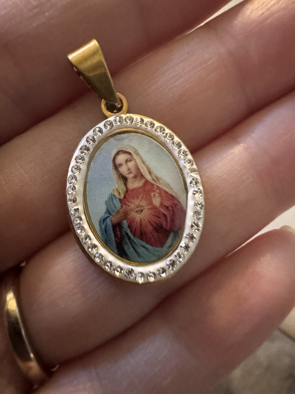 Immaculate Virgin Mary Sacred Heart Oval Pendant Gold Tone Crystals Pendant