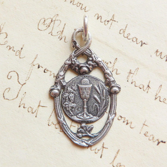 First Holy Communion Classic Medal -Sterling Silver Antique Replica