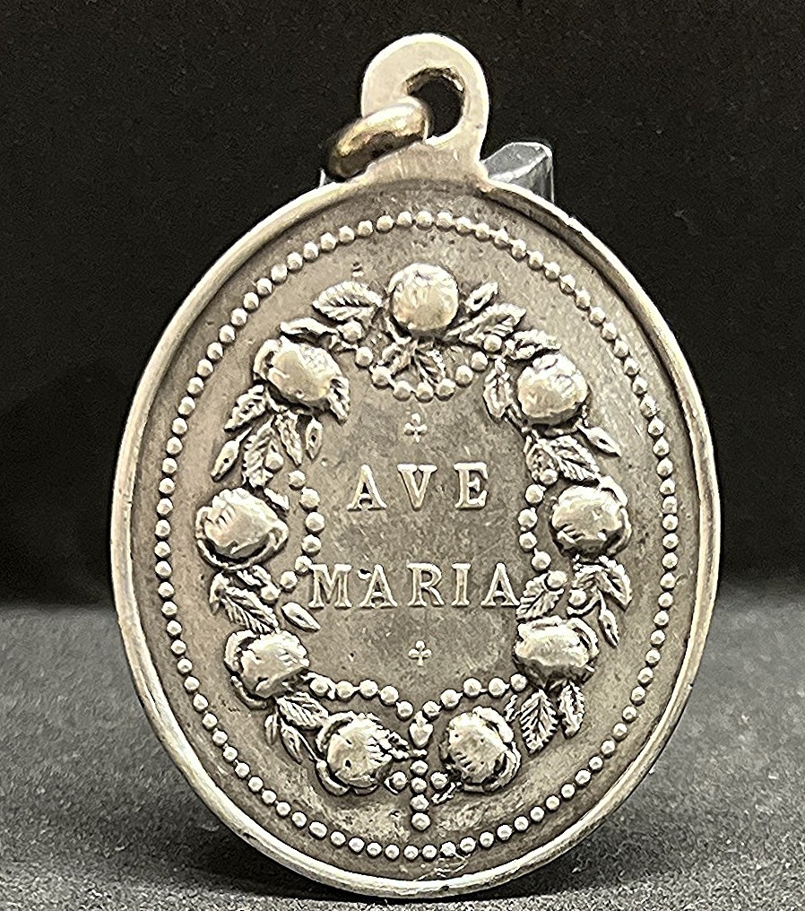 Spain 1900´ antique Daughters of Sacred Heart of Jesus silver catholic medal