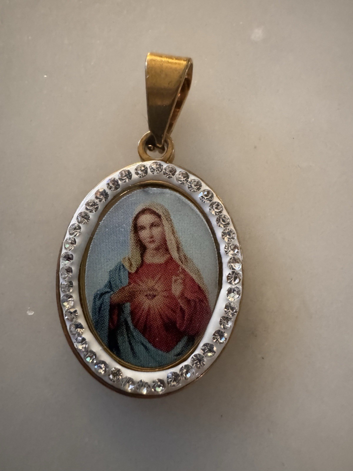 Immaculate Virgin Mary Sacred Heart Oval Pendant Gold Tone Crystals Pendant