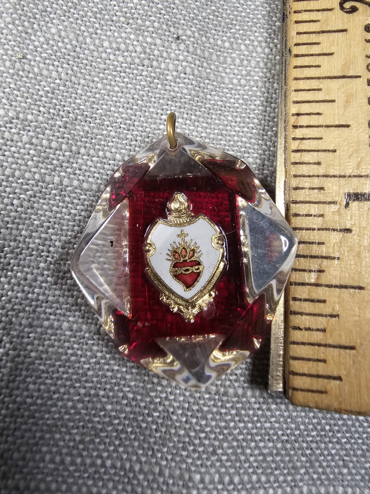 Vintage Pendant Sacred Heart Of Jesus Medal Religious Christian Gift D4